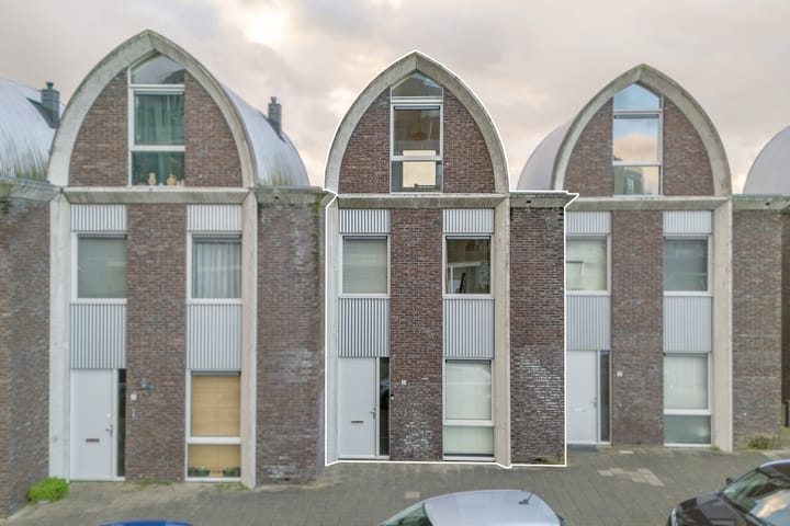 Foto 2 van Antoni Gaudipark 11