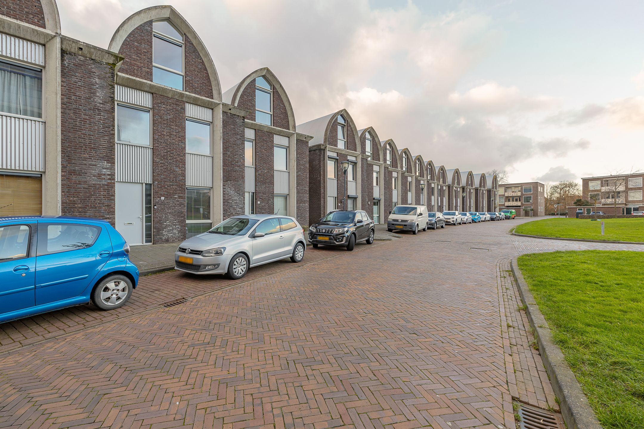 Foto 3 van Antoni Gaudipark 11