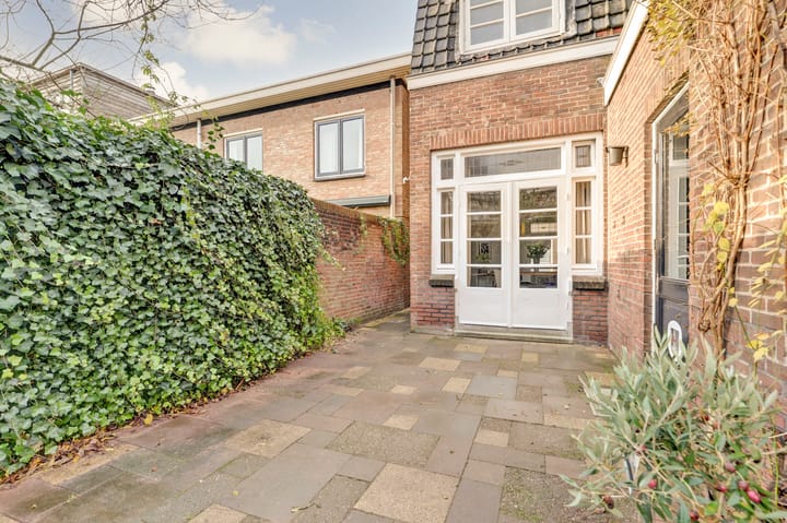 Photo 34 of Arnoudstraat 29