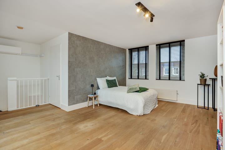 Foto 27 van Oberon 27