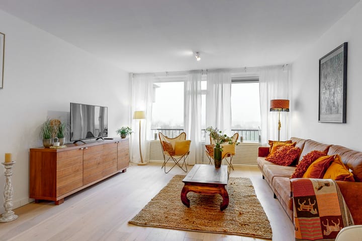 Photo 2 of Westelijk Halfrond 155-A