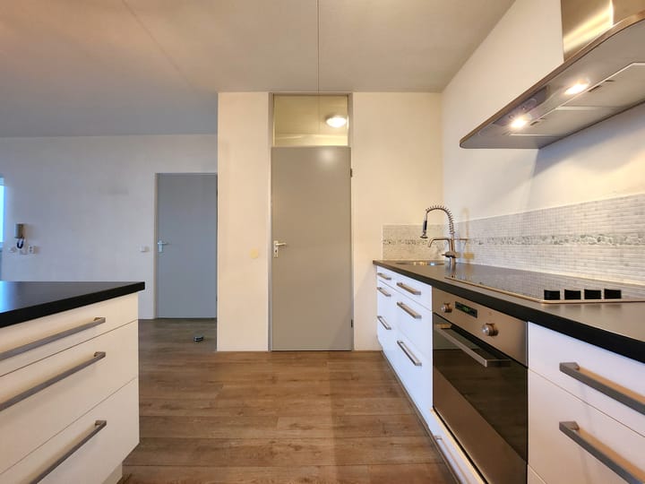 Photo 1 of Via Regia 192-T