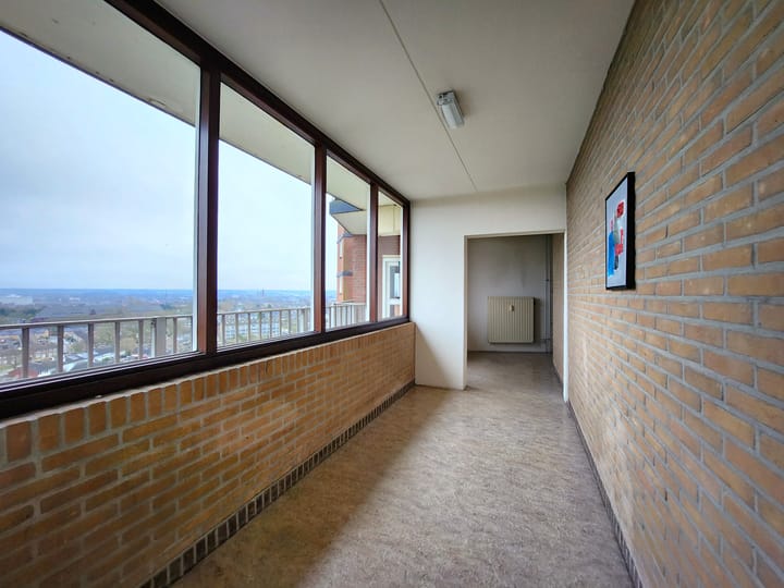 Photo 13 of Via Regia 192-T