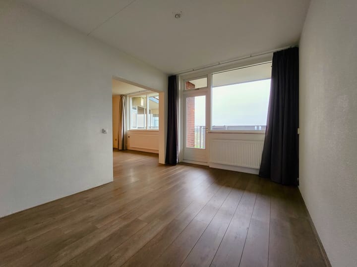 Photo 19 of Via Regia 192-T