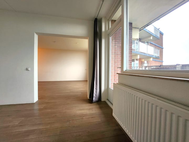 Photo 23 of Via Regia 192-T