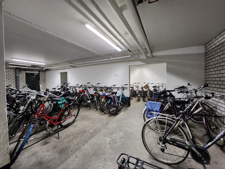 Photo 32 of Via Regia 192-T