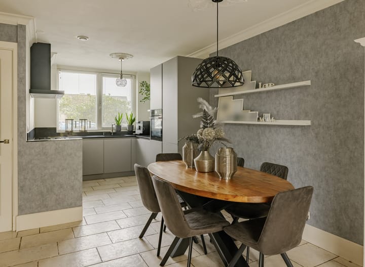 Foto 2 van Planetenweg 343