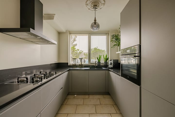 Photo 9 of Planetenweg 343