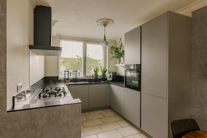 Photo 8 of Planetenweg 343