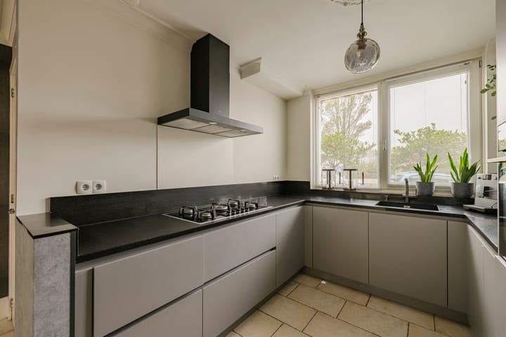 Photo 10 of Planetenweg 343