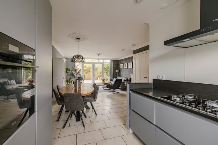 Photo 11 of Planetenweg 343