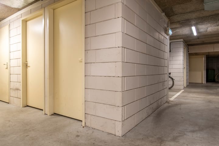 Foto 29 van J.P.C. Leinweberstraat 4-C