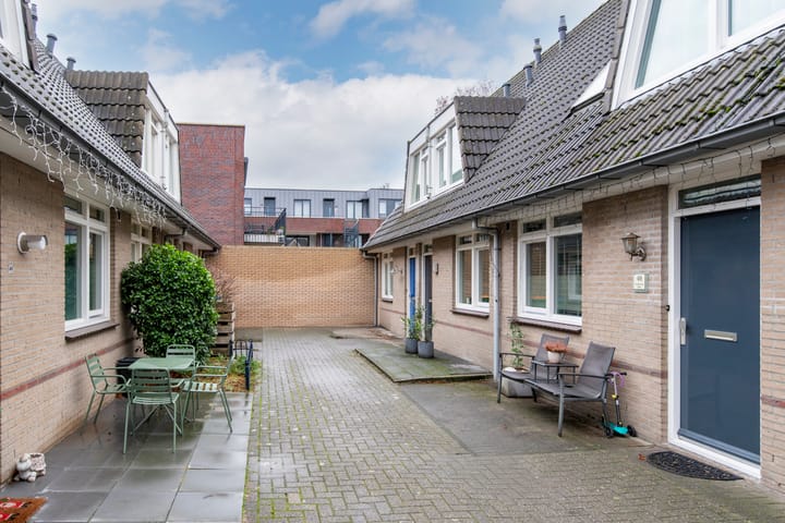 Foto 31 van J.P.C. Leinweberstraat 4-C