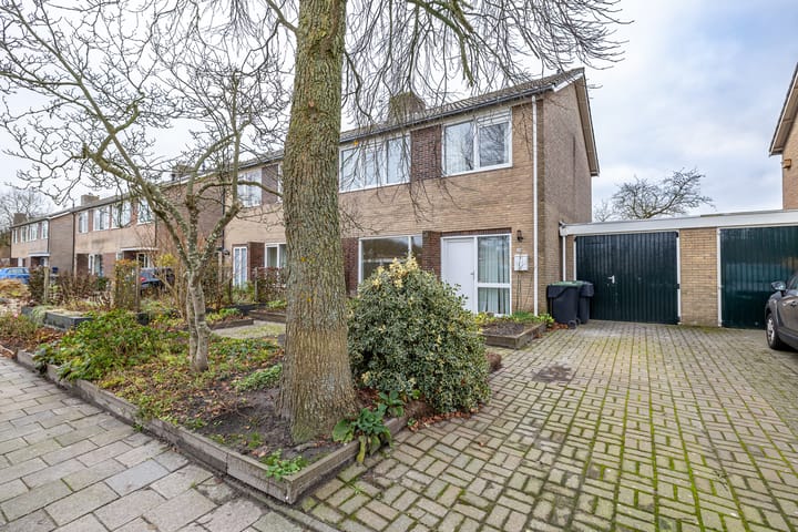 Foto 1 van J F Kennedylaan 19