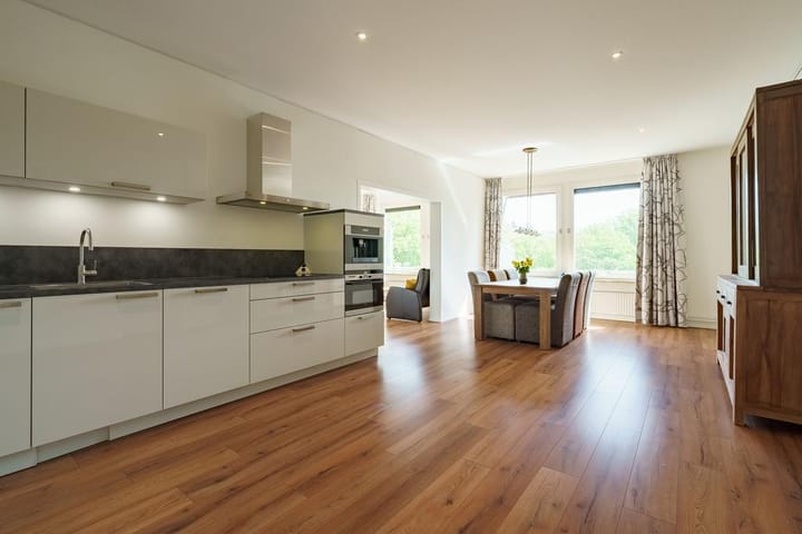 Photo 10 of Generaal Foulkesweg 311