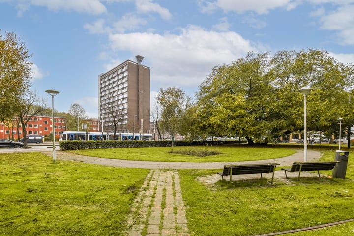 Foto 34 van Surinameplein 66-4