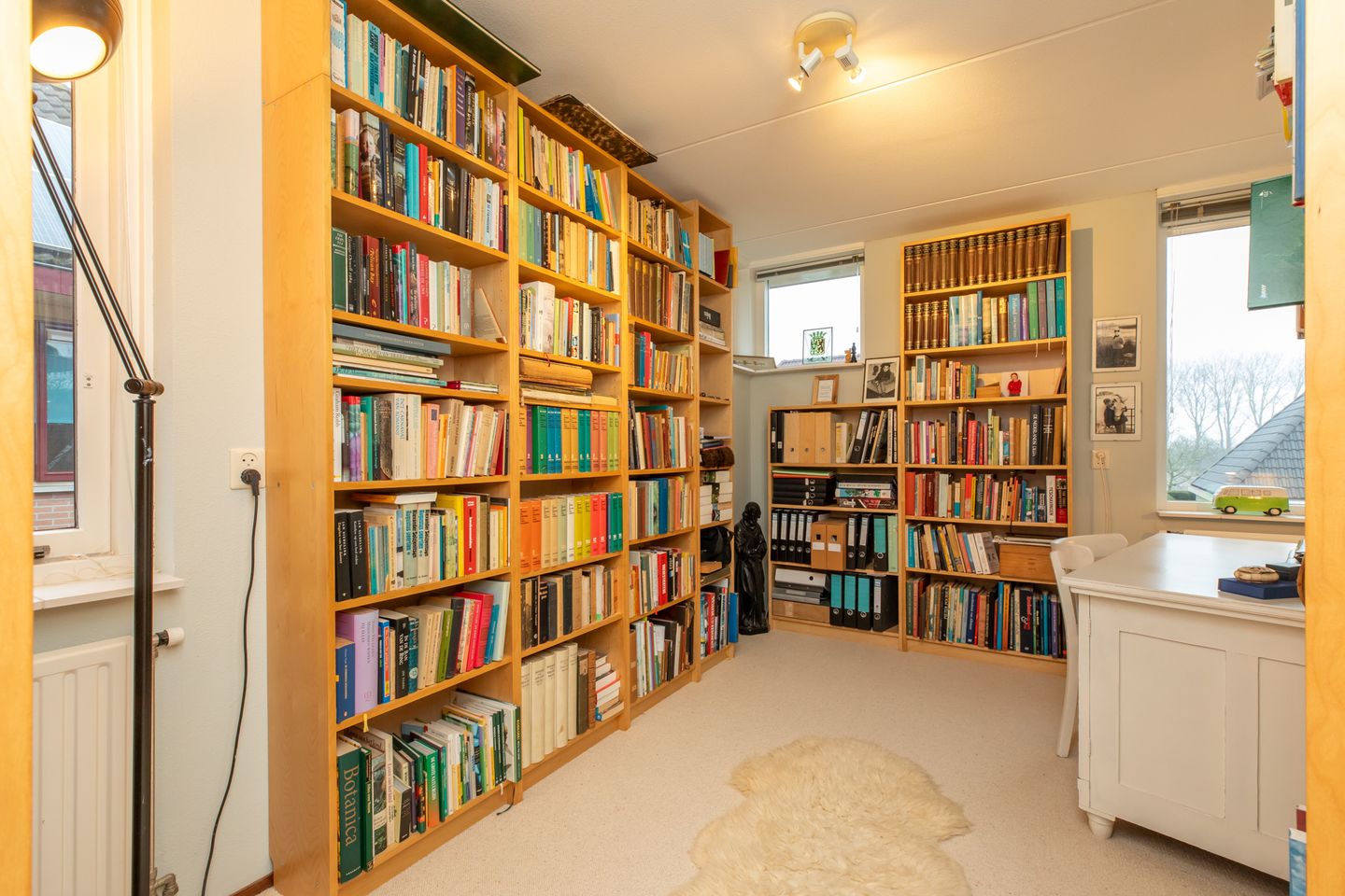 Foto 20 van Lange Voorhout 14