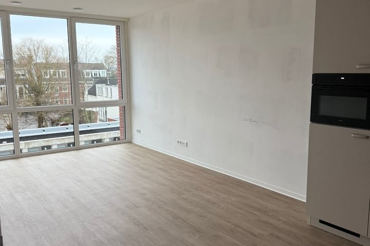 Bekijk foto 3 van Lambert de Wijsstraat 46