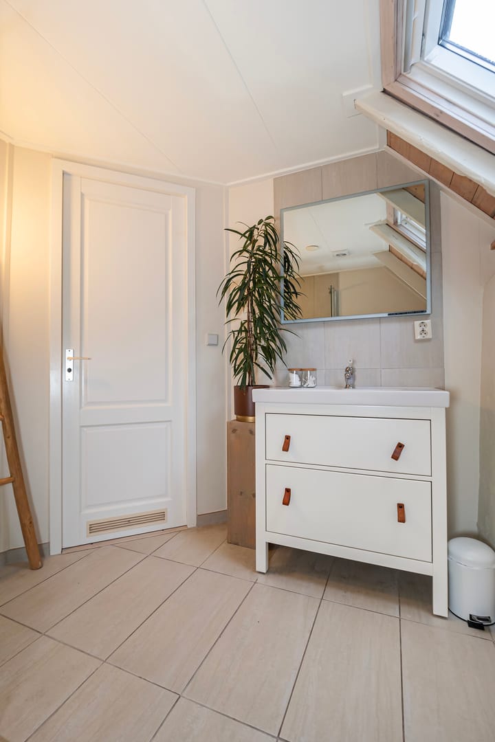 Foto 32 van Helmichstraat 9