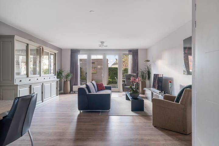 Foto 11 van Choorstraat 15-D