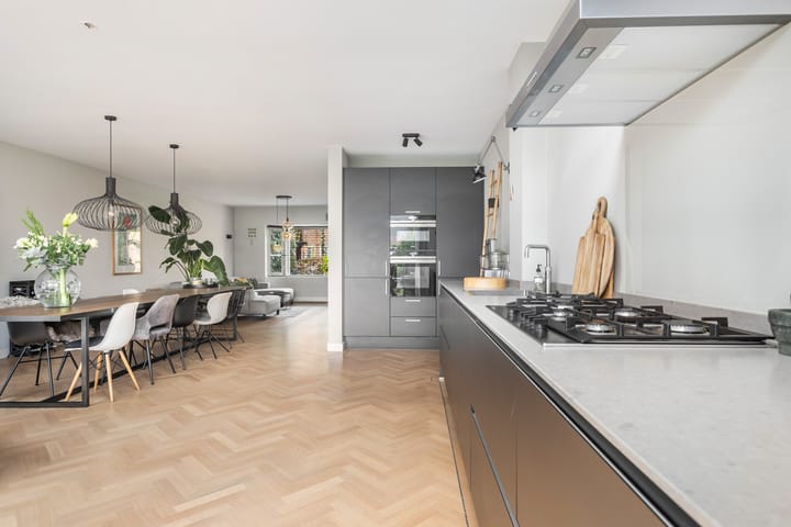 Foto 13 van Catharina van Clevelaan 12