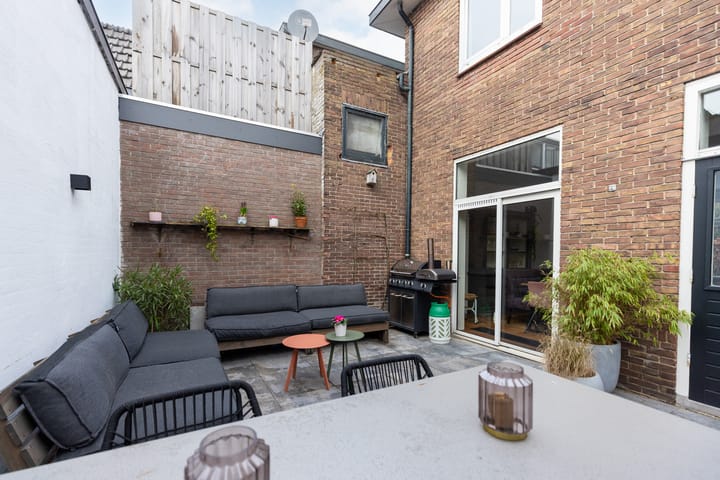 Foto 25 van Achtermeulenlaan 2