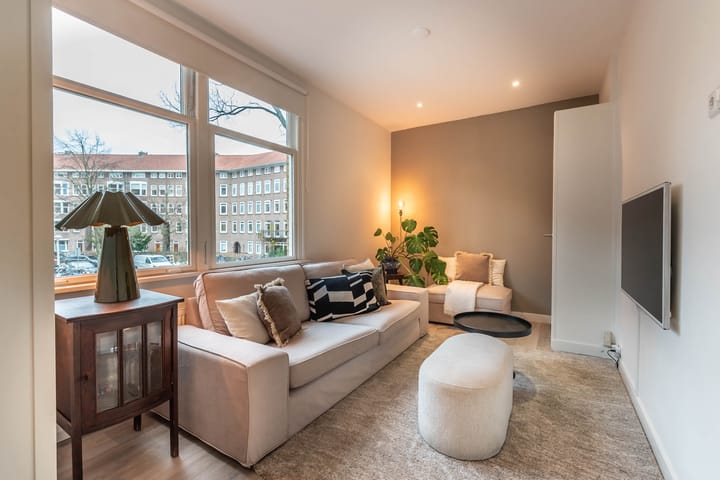 Photo 6 of Aalsmeerweg 83-1