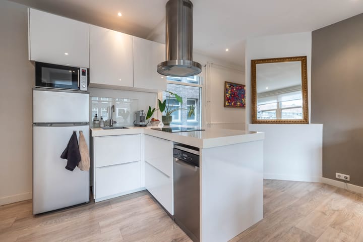 Photo 14 of Aalsmeerweg 83-1