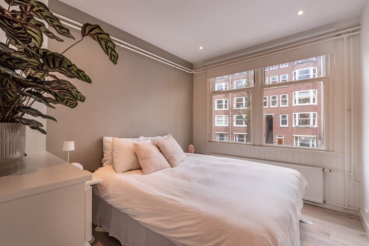 Photo 17 of Aalsmeerweg 83-1