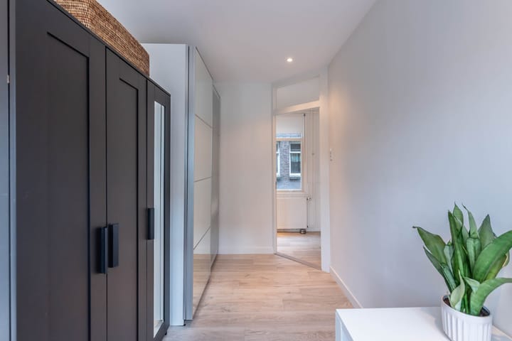 Photo 21 of Aalsmeerweg 83-1