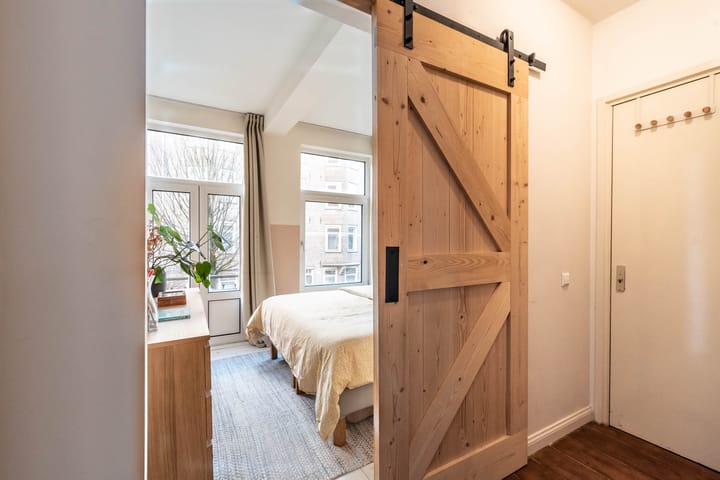 Foto 16 van Eerste Atjehstraat 142-B