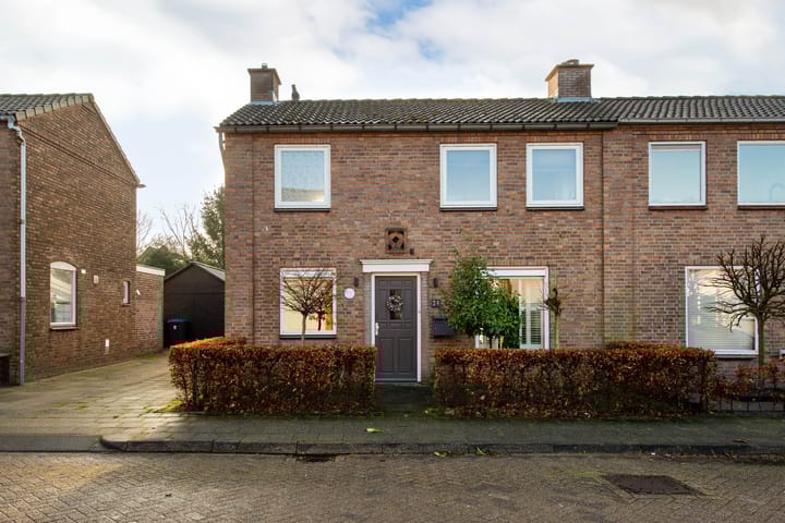 Foto 1 van Postbaan 24