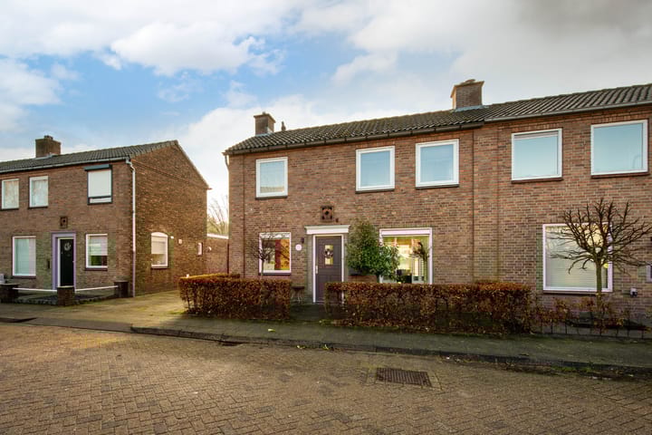 Foto 44 van Postbaan 24