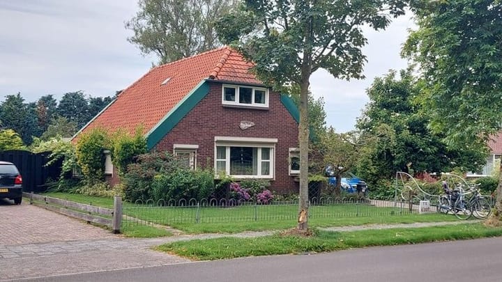 Foto 1 van Esdoornlaan 8