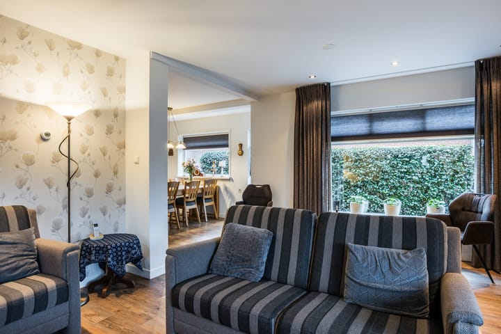 Foto 8 van Burg.van Haersoltestraat 22