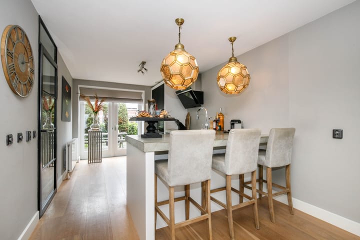 Foto 9 van Vilmos Huszárstraat 18