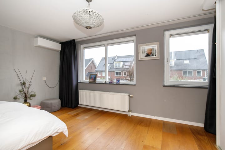 Foto 16 van Vilmos Huszárstraat 18