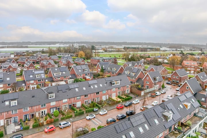 Foto 38 van Vilmos Huszárstraat 18