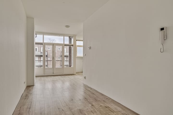 Foto 2 van Zuidhoek 244-B01