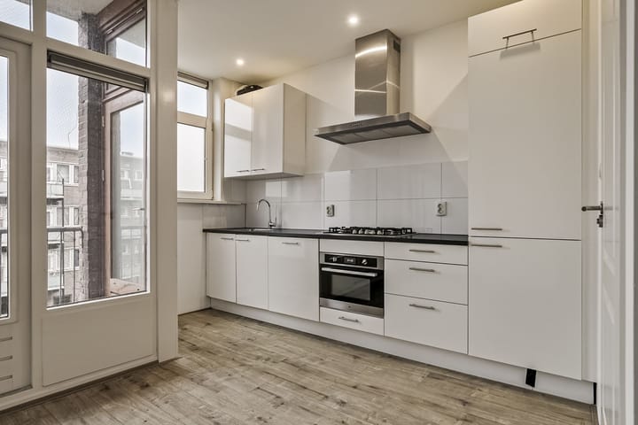 Foto 3 van Zuidhoek 244-B01