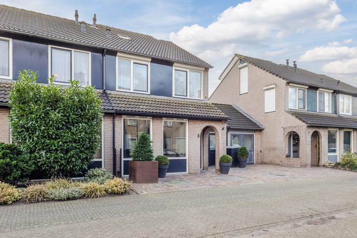 Foto 2 van Peperveld 8