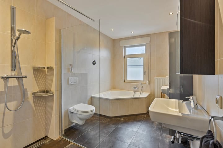 Foto 22 van Karel Appelstraat 50