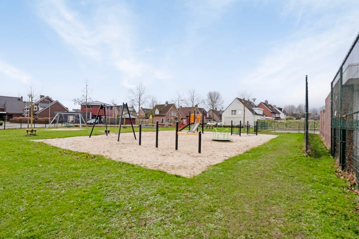 Foto 34 van Karel Appelstraat 50