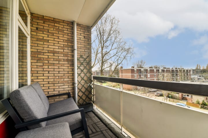 Foto 15 van Bachstraat 46