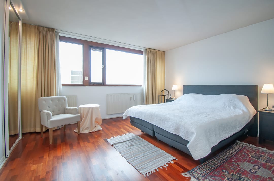 Foto 13 van Sirtemastraat 345