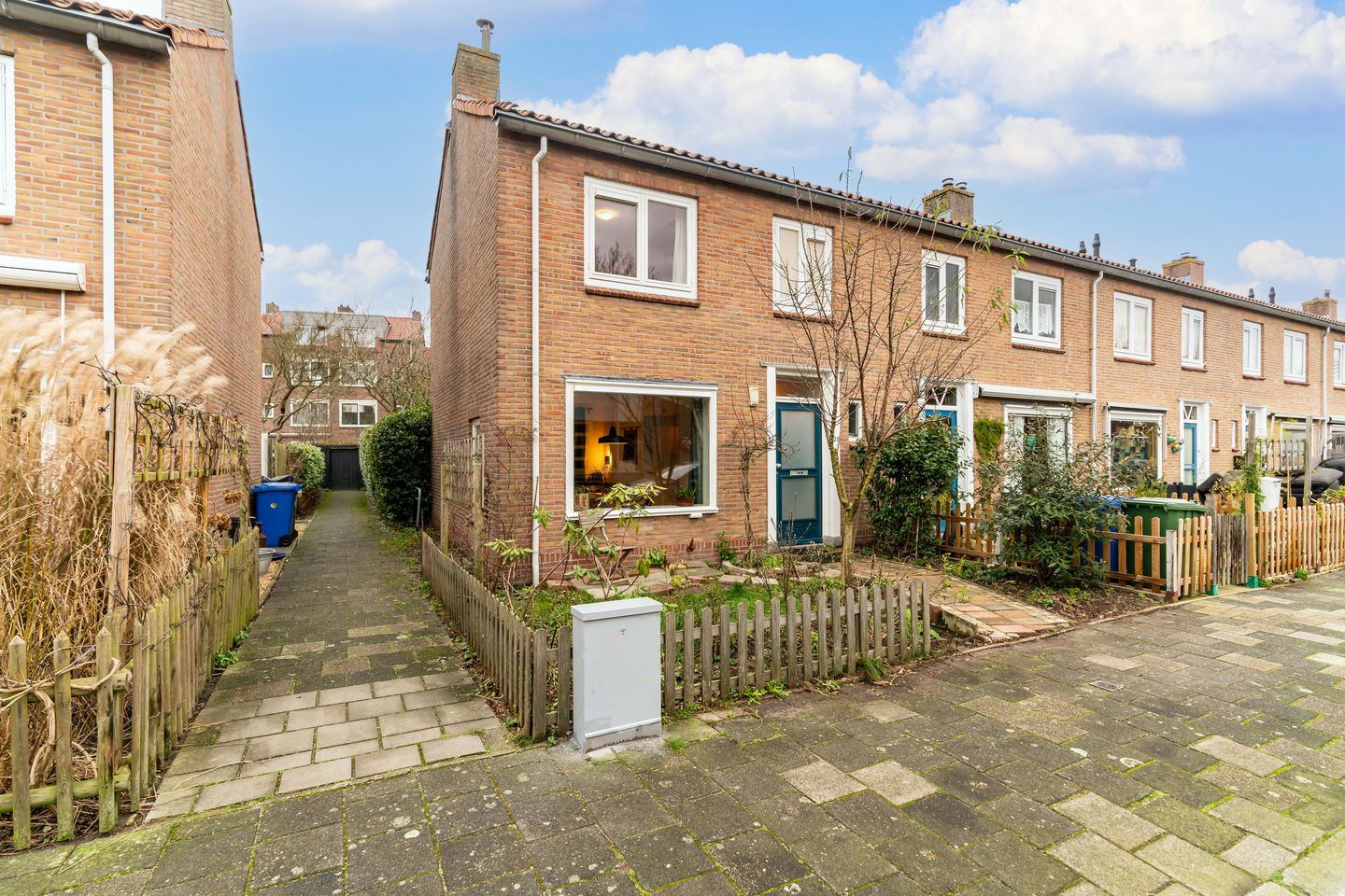 Foto 1 van Van Tienhovenstraat 28