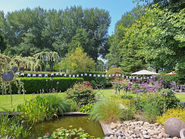 Foto 82 van Bonserdyk 16