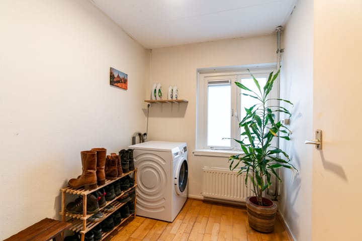 Foto 34 van Van Tienhovenstraat 28