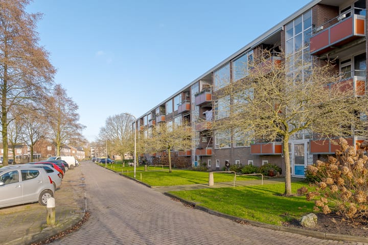 Foto 41 van Hulststraat 9