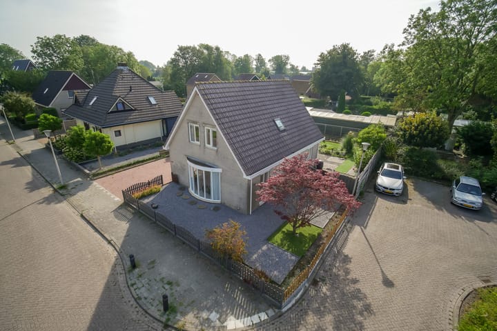 Foto 2 van Dokter Poolstraat 108